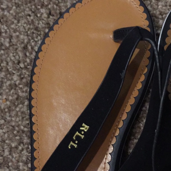 Slippers - Picture 2 of 6